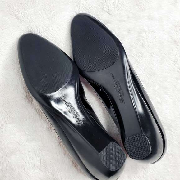Salvatore Ferragamo Black Patent Leather Almond Toe Semi Wedge Ballet Fl… - Picture 5 of 11